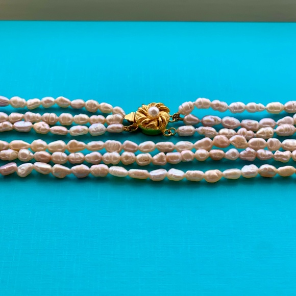 Stunning Vintage Pale Pink Freshwater Pearl Triple Strand Necklace - Picture 10 of 11